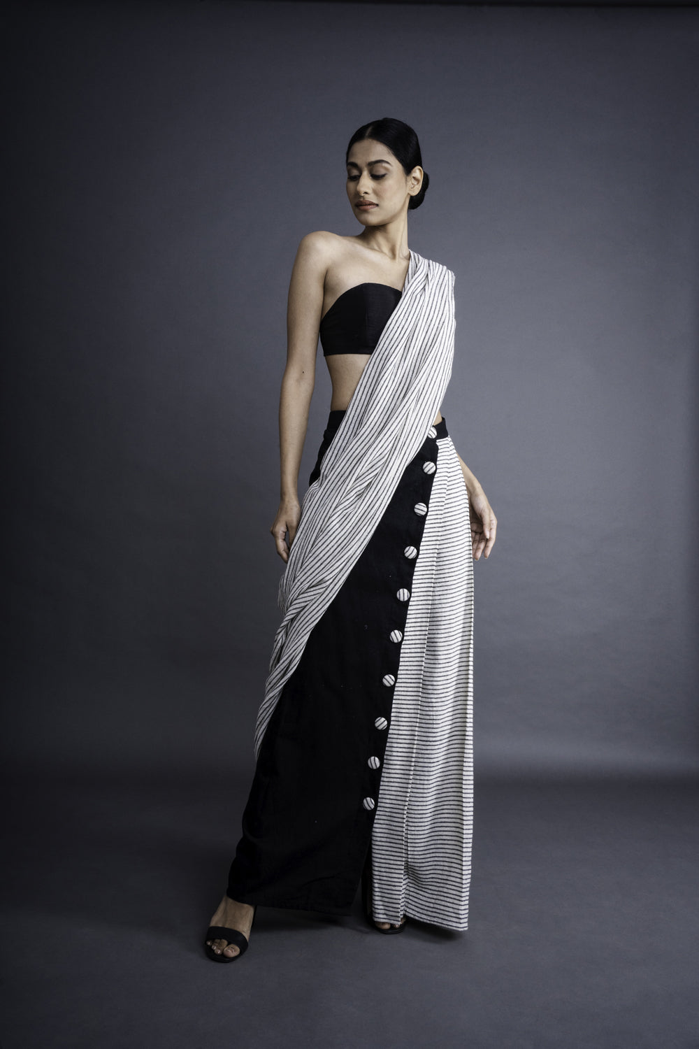 Black & White Pre-Stitched Saree