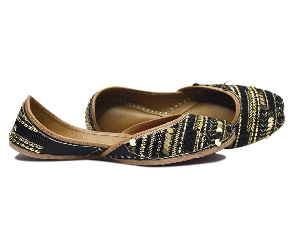 Noor Coin Embroidered Jutti