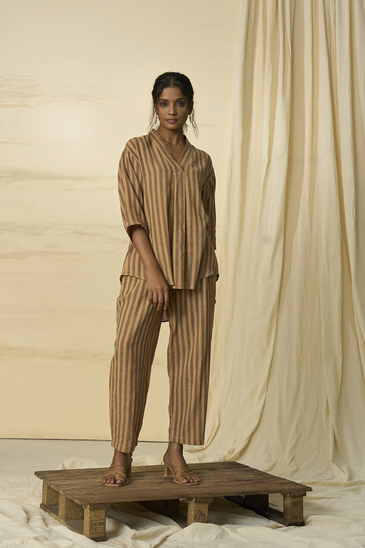 Desert V Neck Set