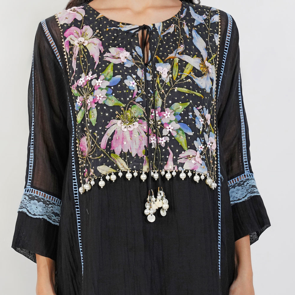 Summer Floral Panelled Kurta Set-Black