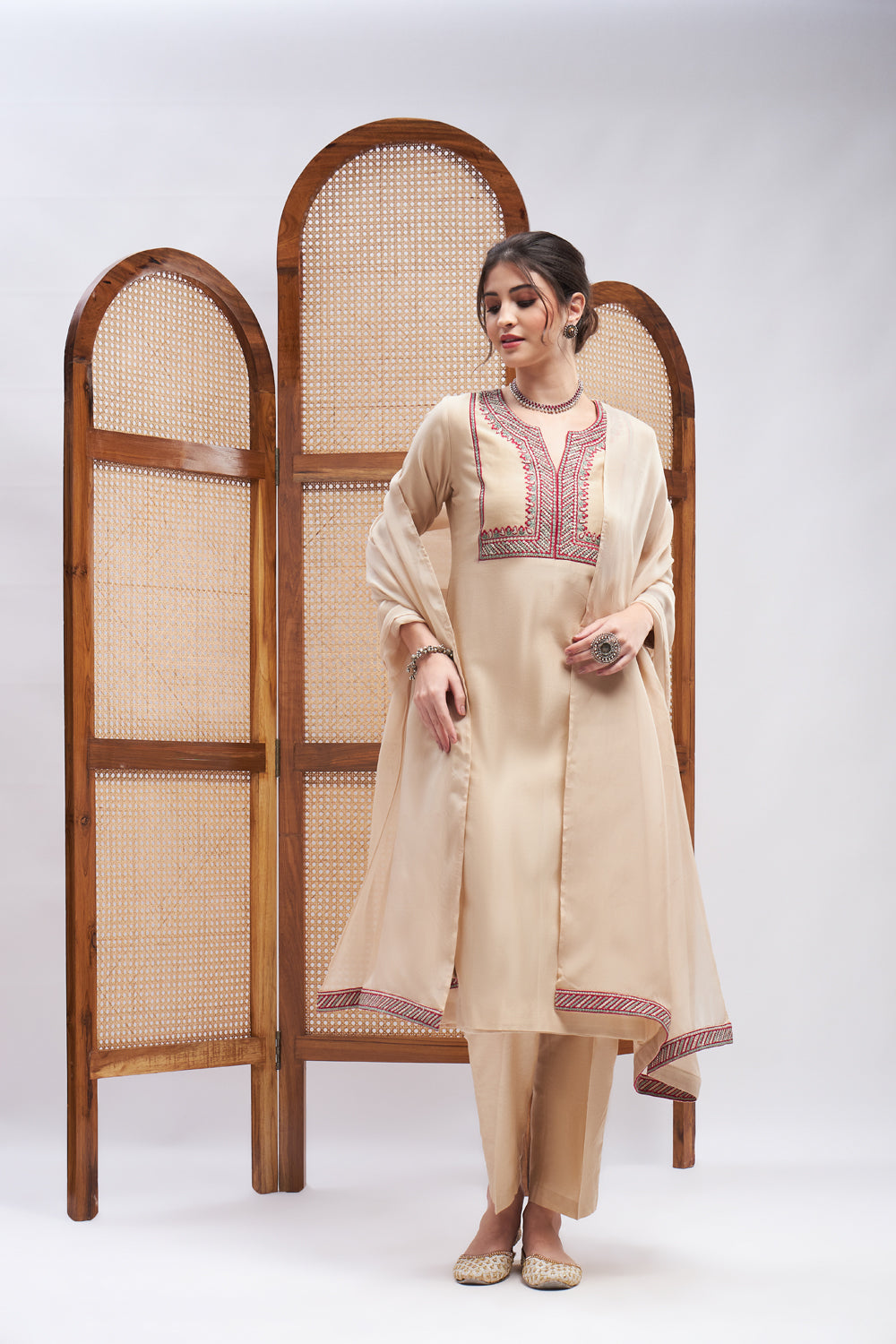 Sheereen Resham Border Embroidered Kurta Set