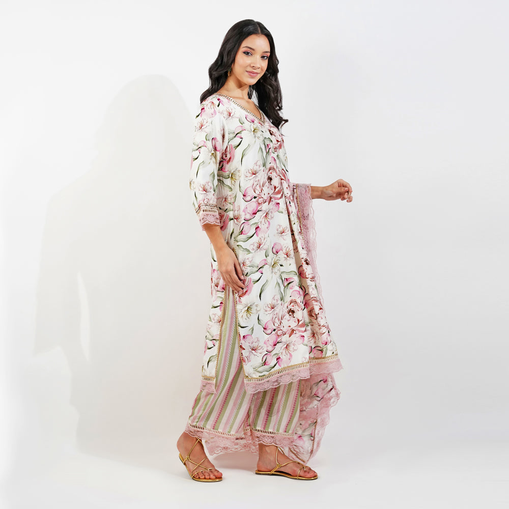 Vintage Floral Kurta Set-Ivory