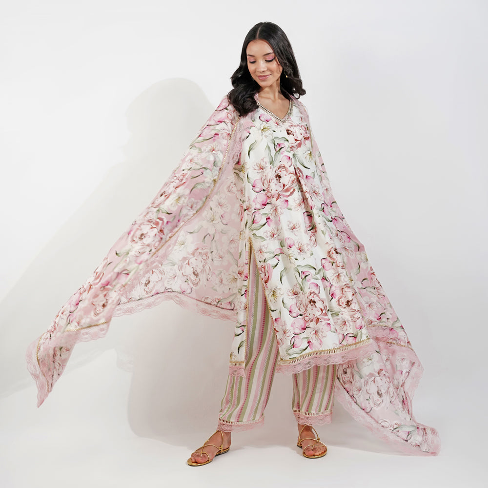 Vintage Floral Kurta Set-Ivory