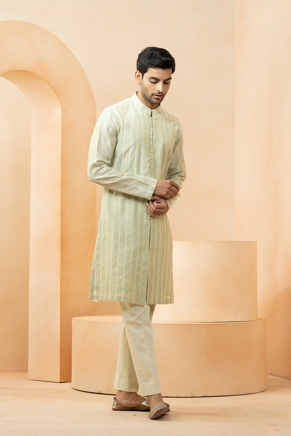 Green Chanderi Pintuck Kurta With Pyjama Pant For Men