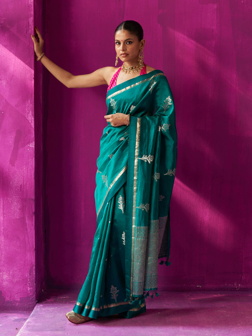 Green Floral Motif & Jaal Pallu Saree