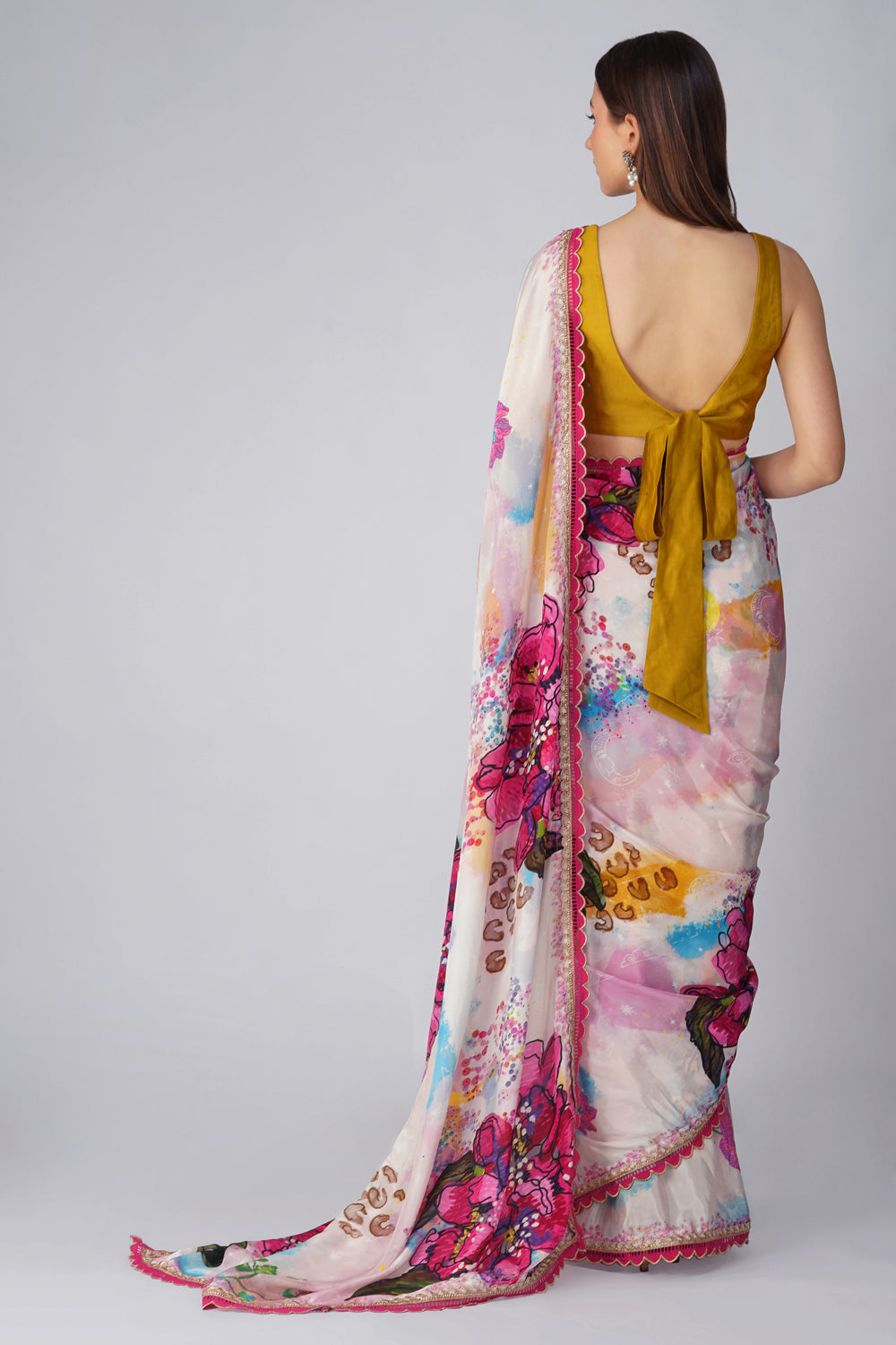 Fresh Floral Printed Sarees- A Blessing For An Intimate Wedding |  WeddingBazaar