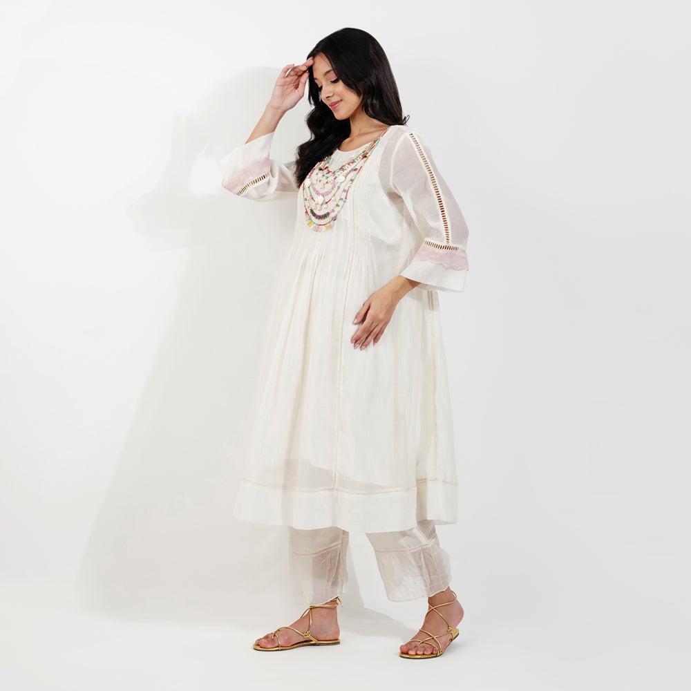 Fliry Pleats Shabby-Chic Kurta Set