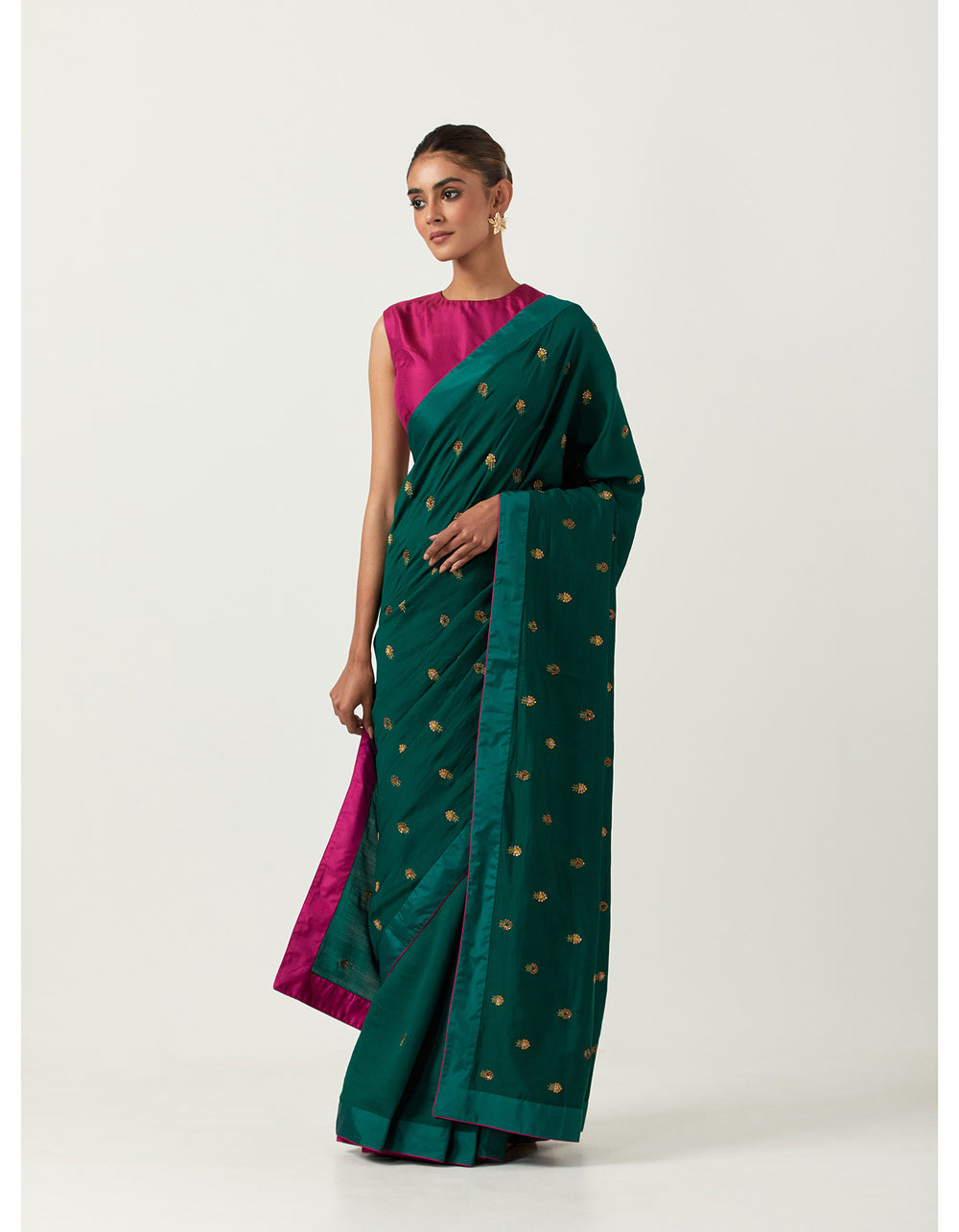 Embroidered Floral Hazzarbuti Saree With Blouse