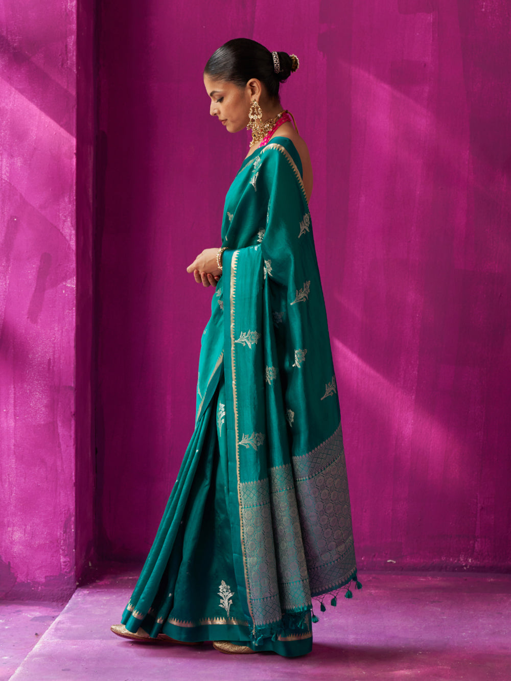 Green Floral Motif & Jaal Pallu Saree