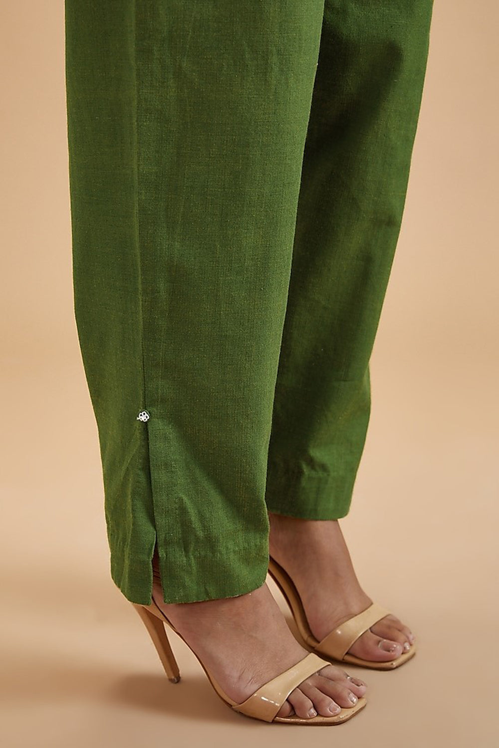 Green Handloom Cotton Plain Notched Neck Sleeveless Top