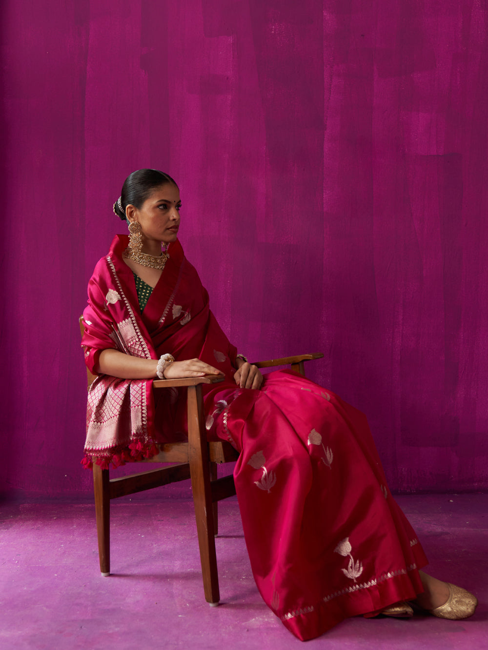 Magenta Floral Motif & Jaal Pallu Saree