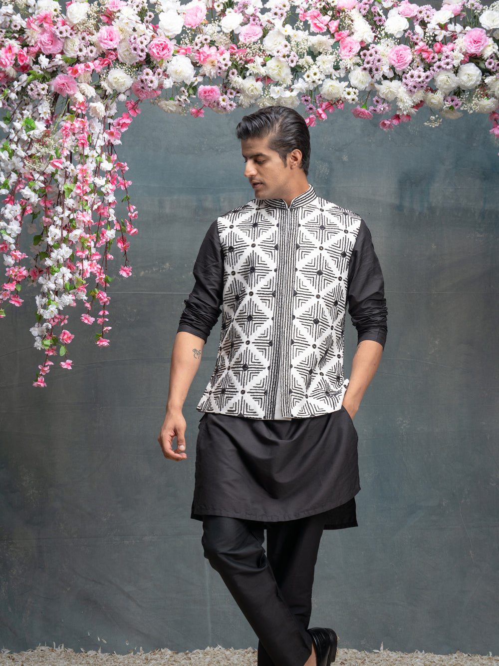 Geometric Embroidered Kurta Set