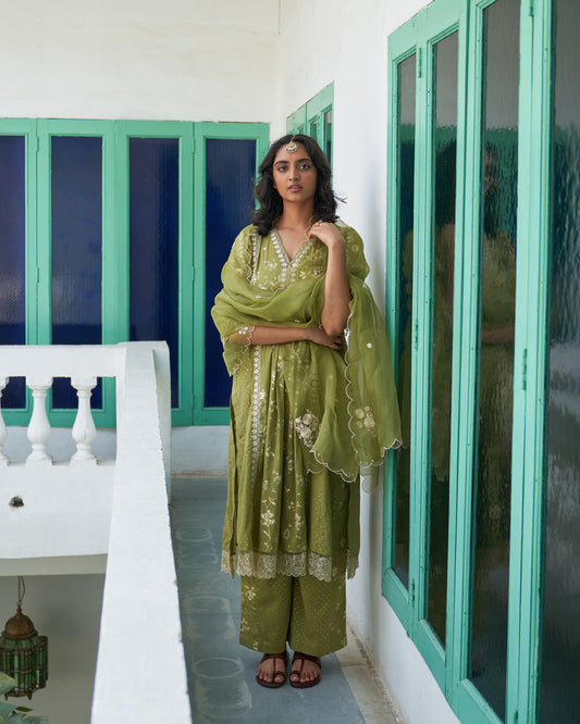 Neem Chameli Kurta Set