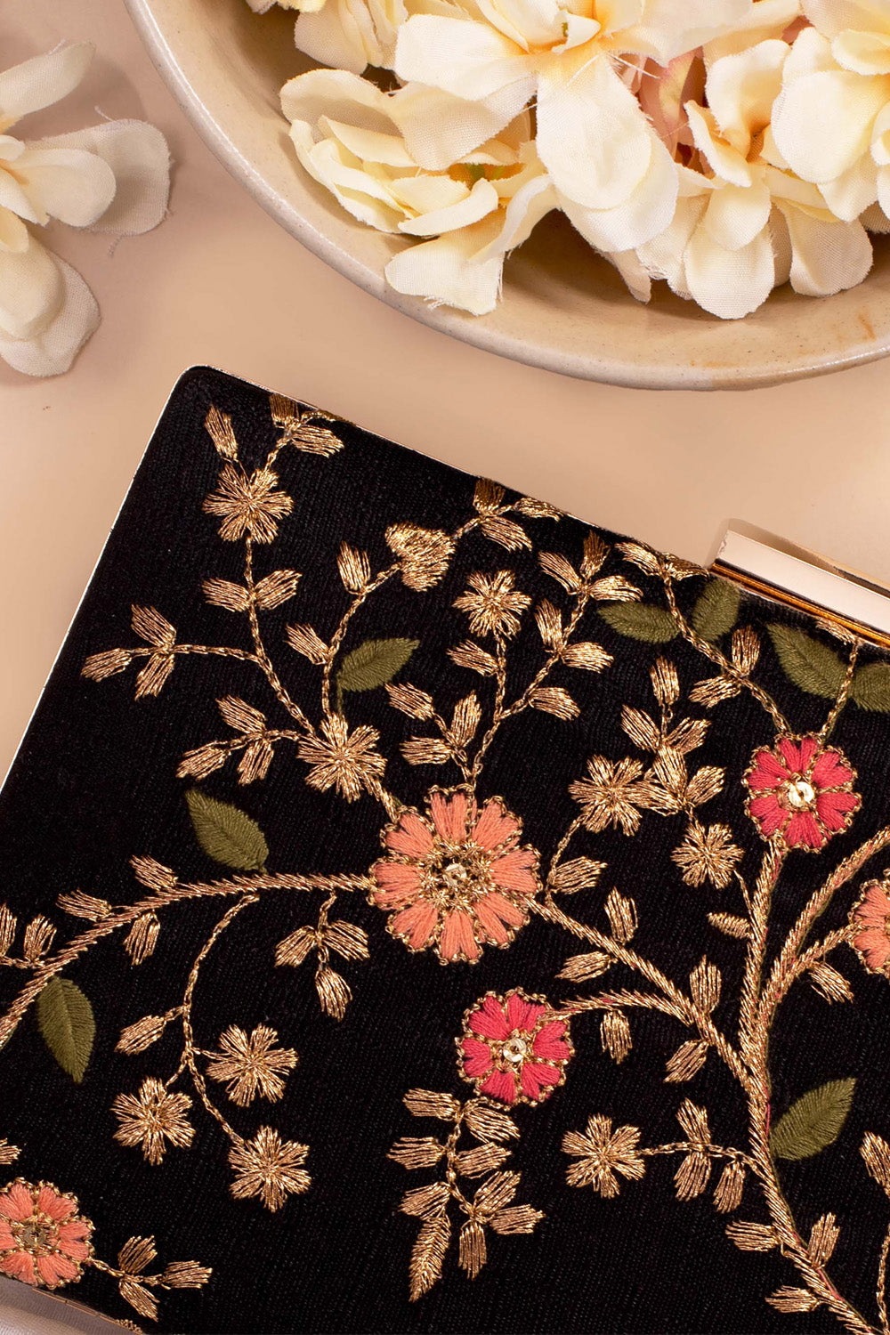 Floral Creeper Box Clutch Black