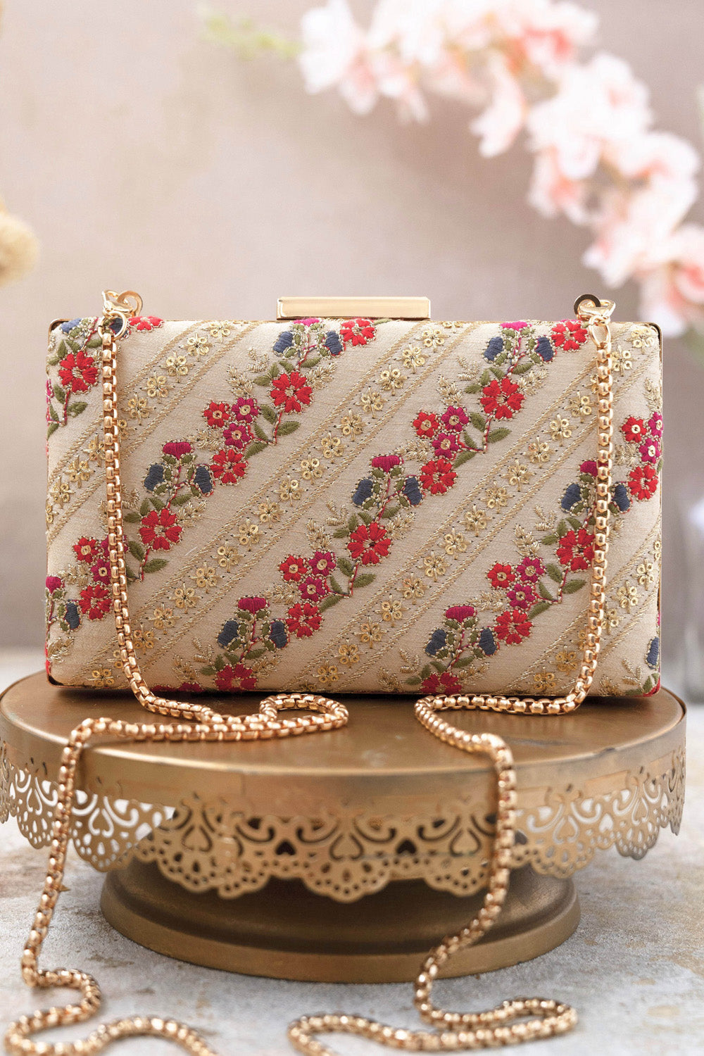 Resham Box Clutch