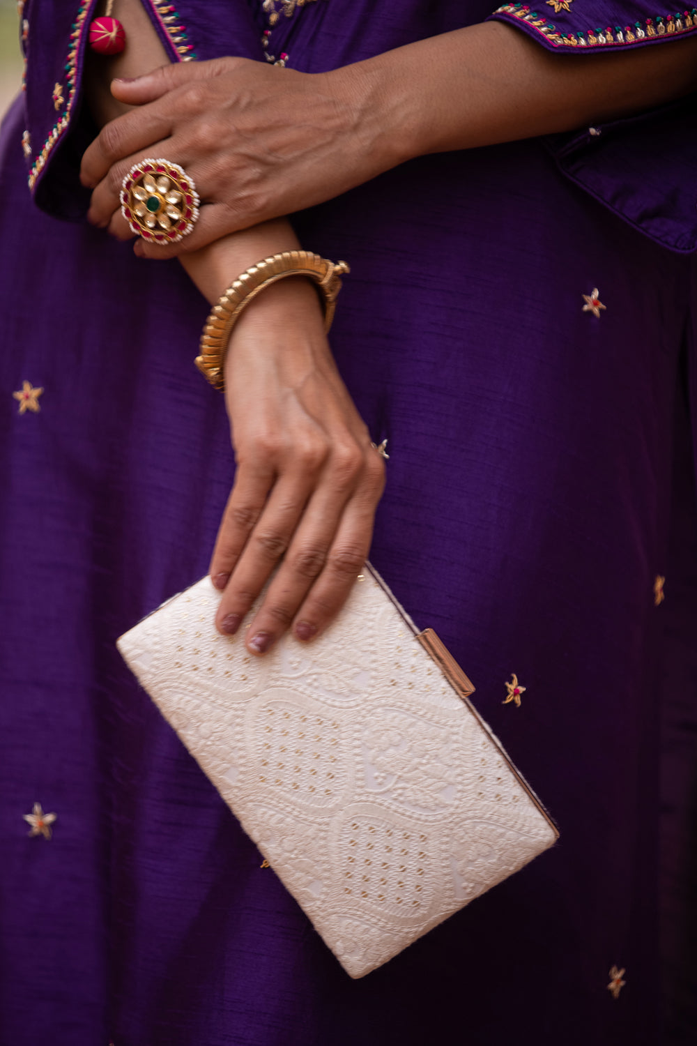 Mughal Off White Box Clutch