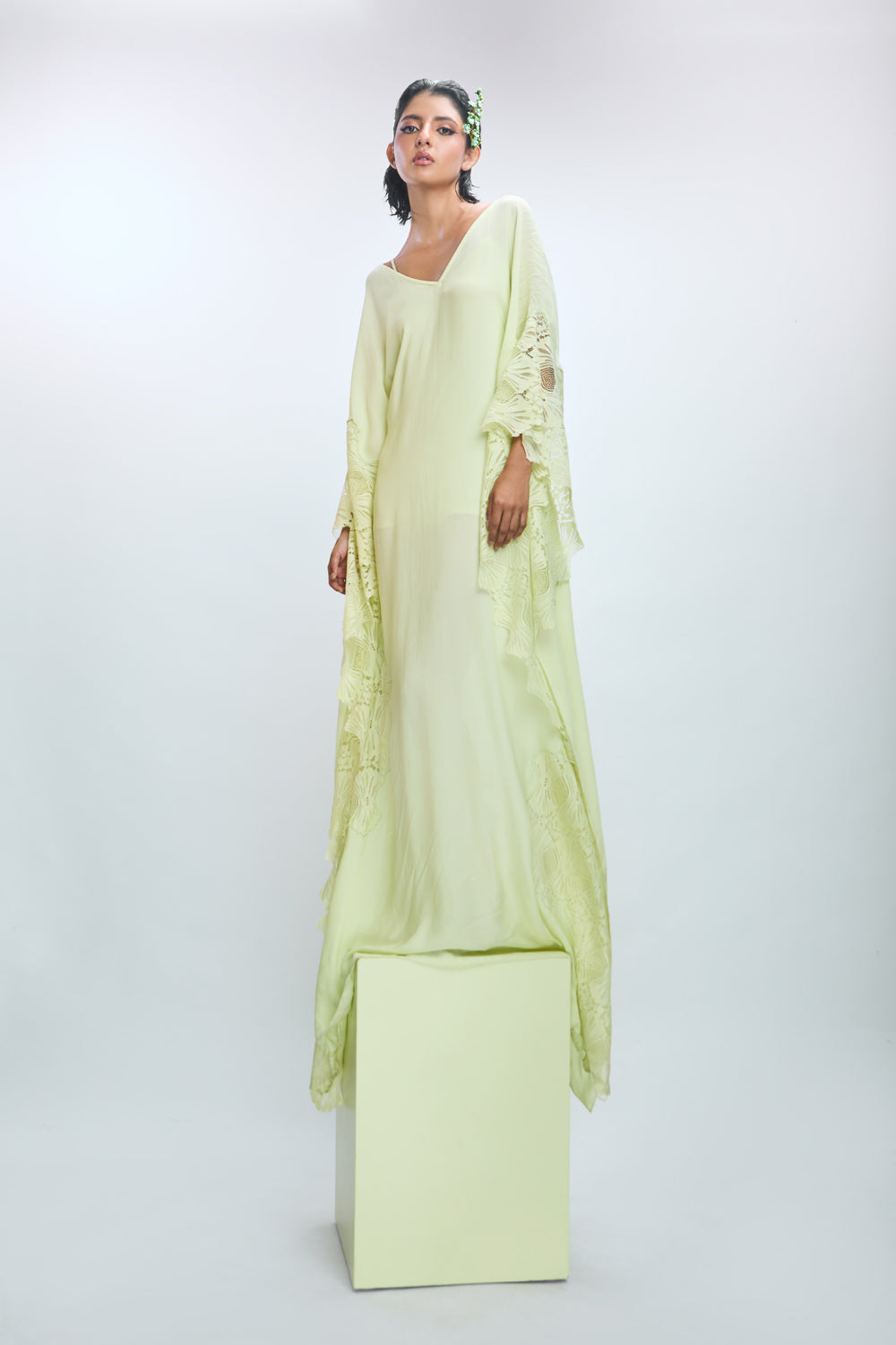 Solid Flared Sleeve Kaftan