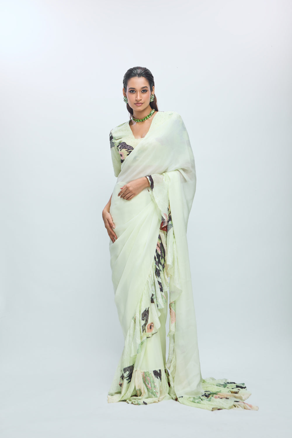 Placement Embroidered Saree With Blouse