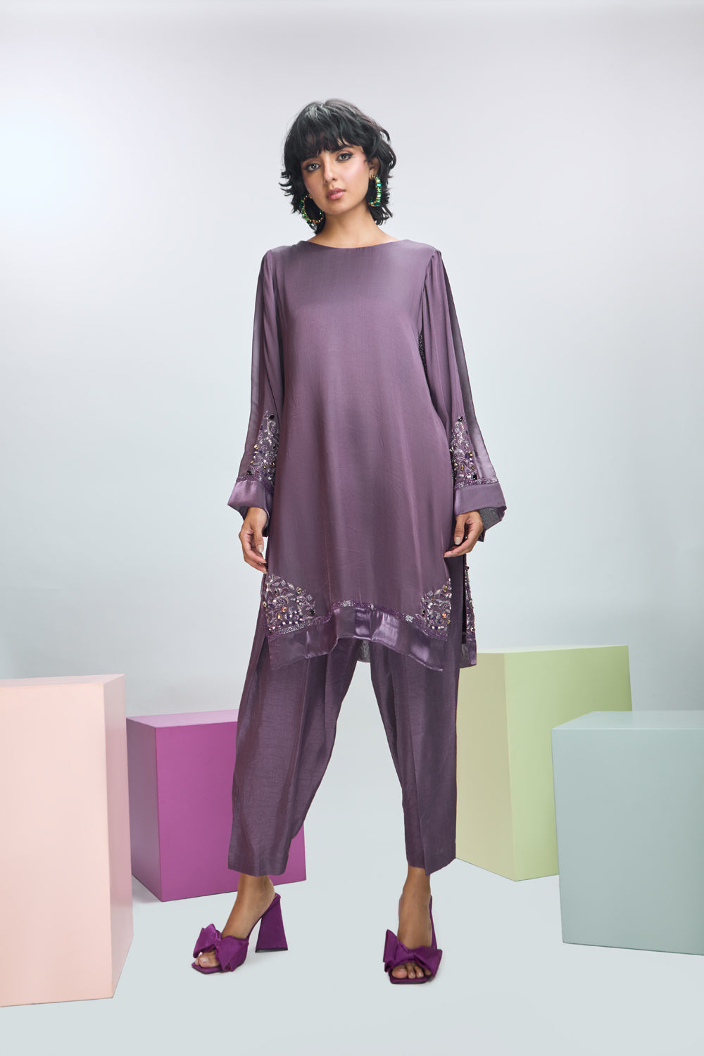 Placement Embroidered Kurta With Pant