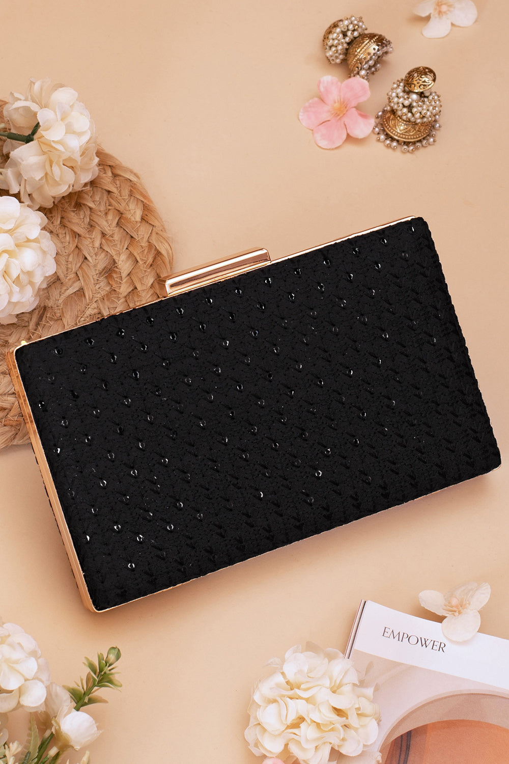 Noir Black Clutch