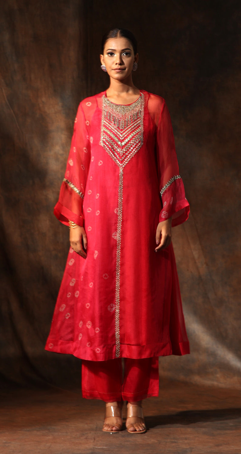 Bandhani Kurta With Slit Pant