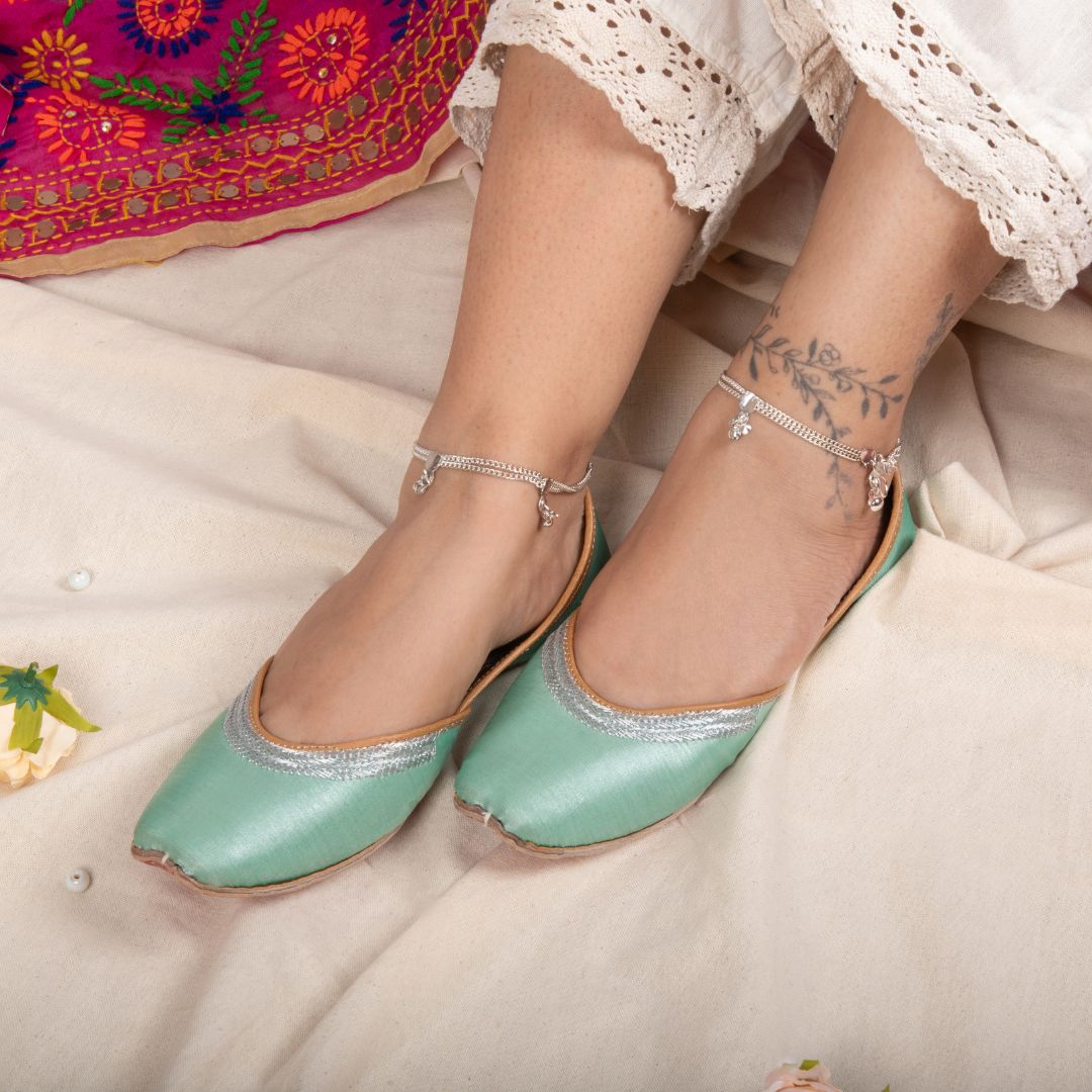 Handcrafted Sea Green Juttis