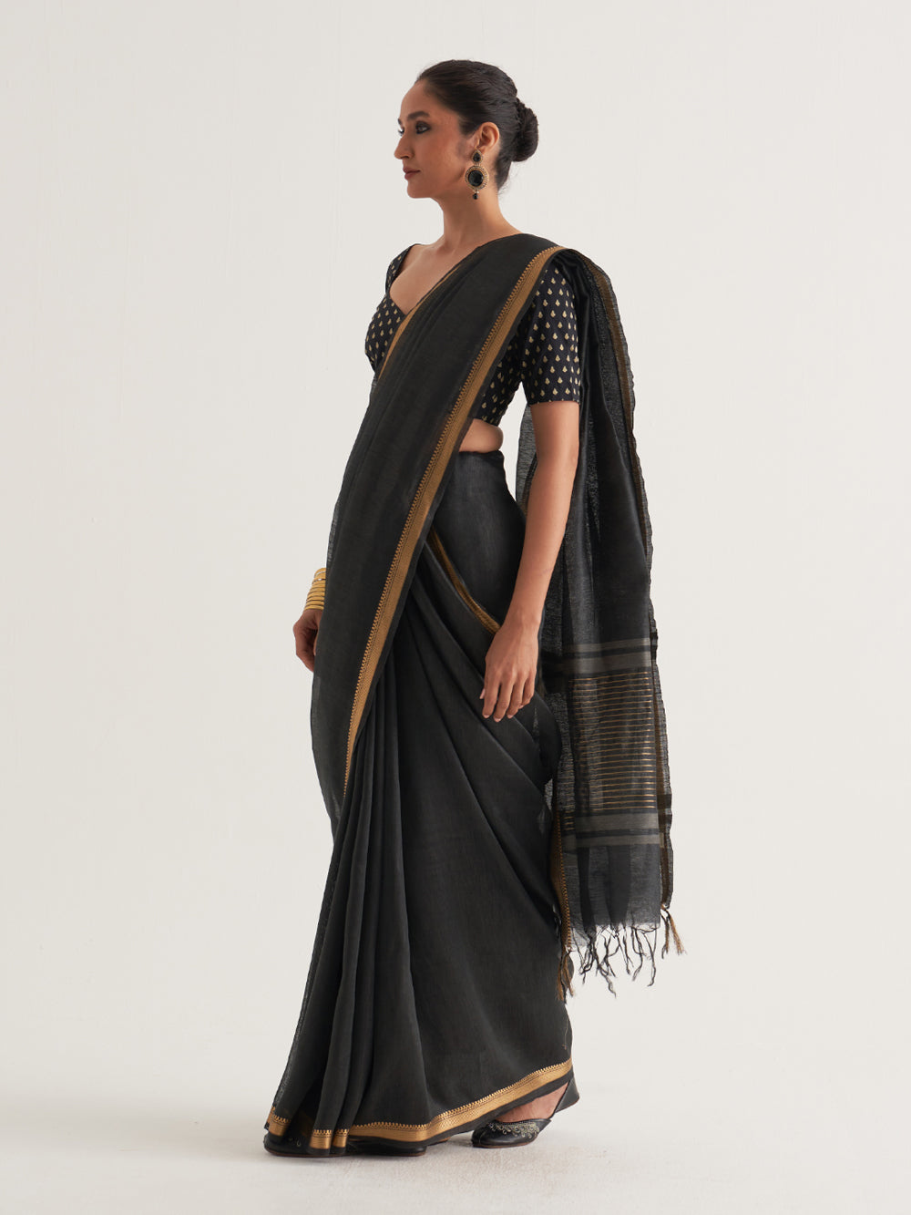 Black Gold Border & Stripes Saree