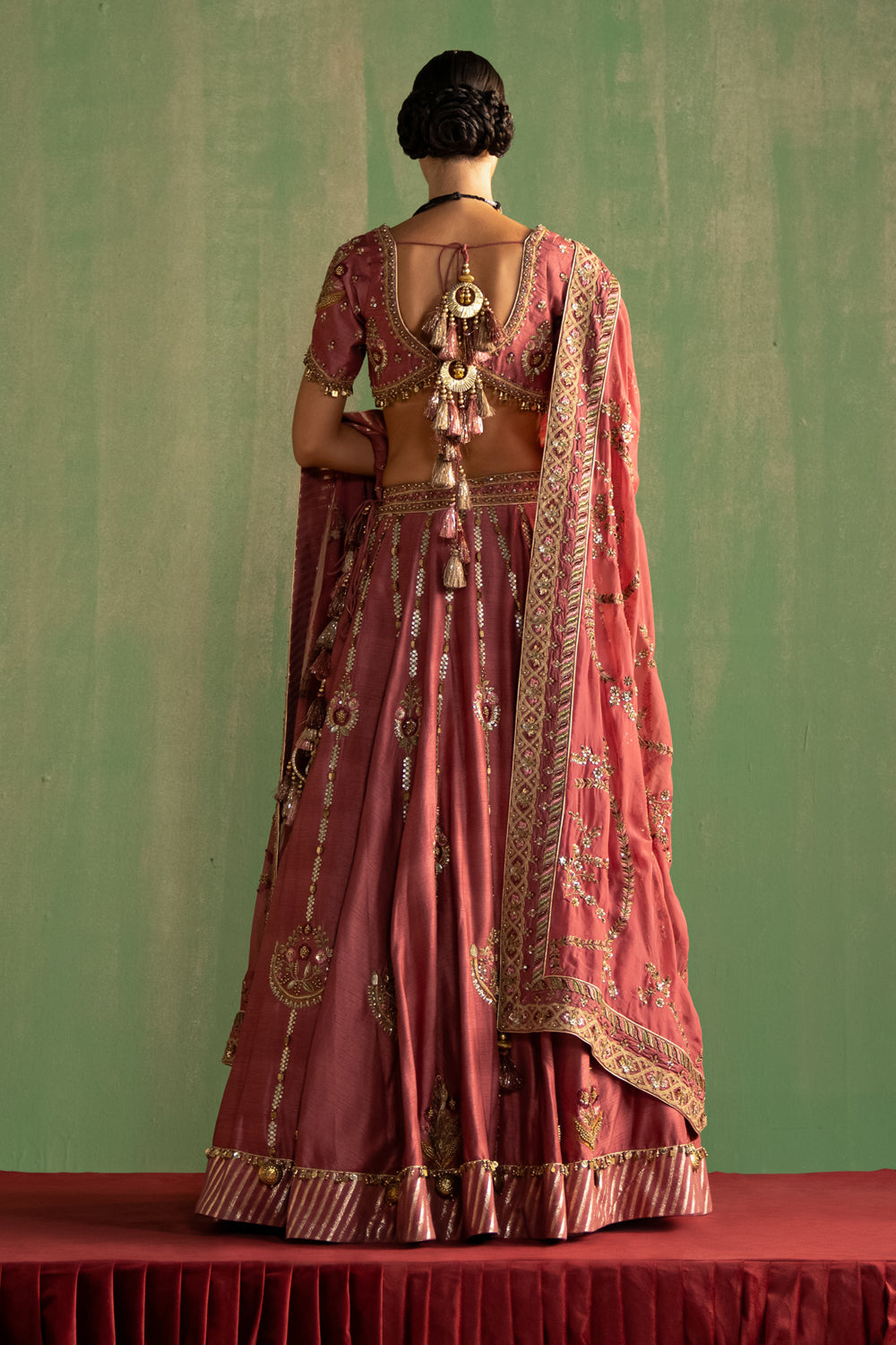 Mauve Pink Hand Embroidered Lehenga Set