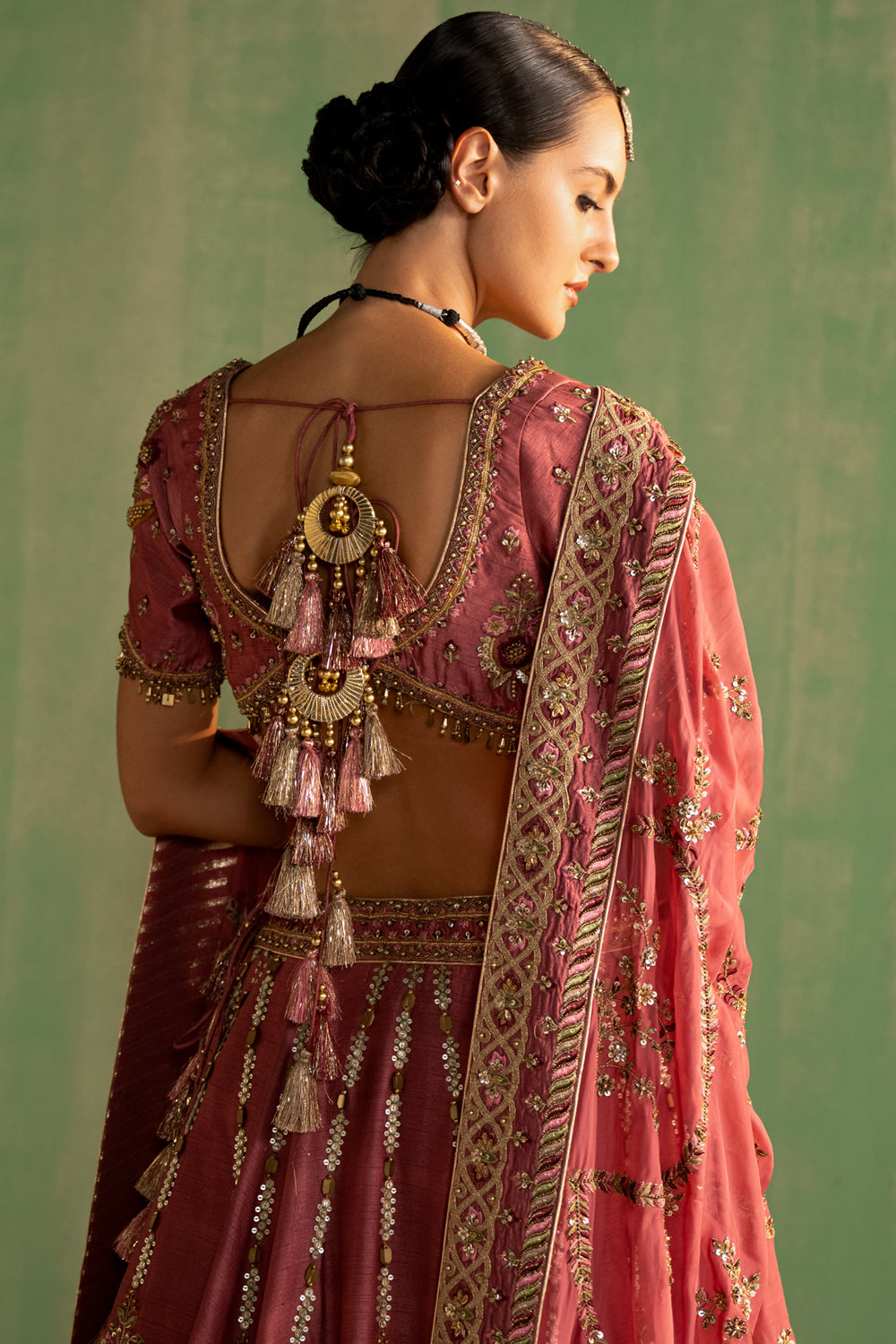 Mauve Pink Hand Embroidered Lehenga Set