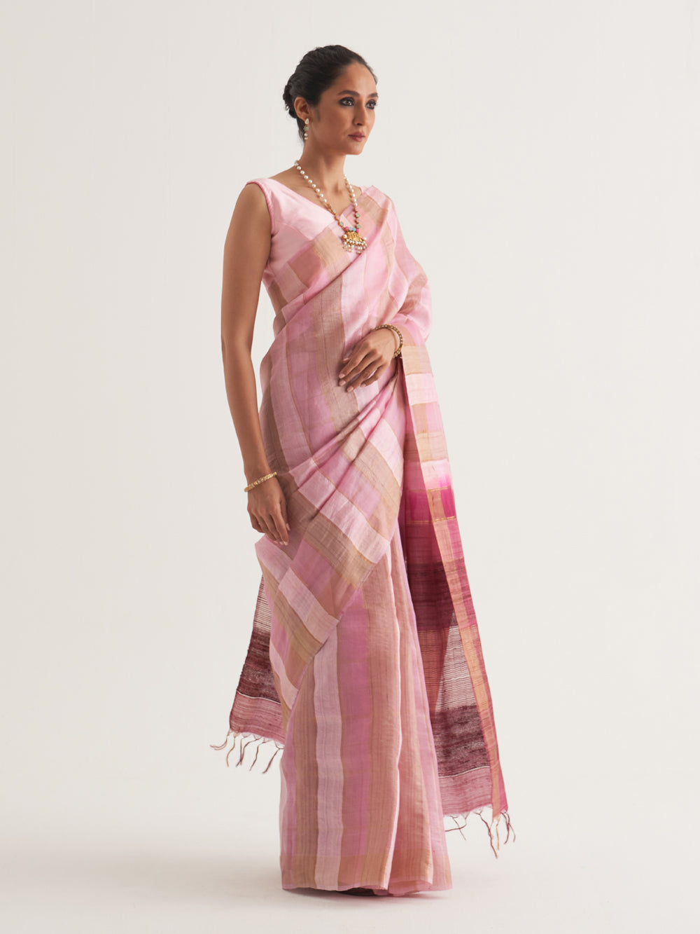 Vertical Pink & Golden Stripes Saree