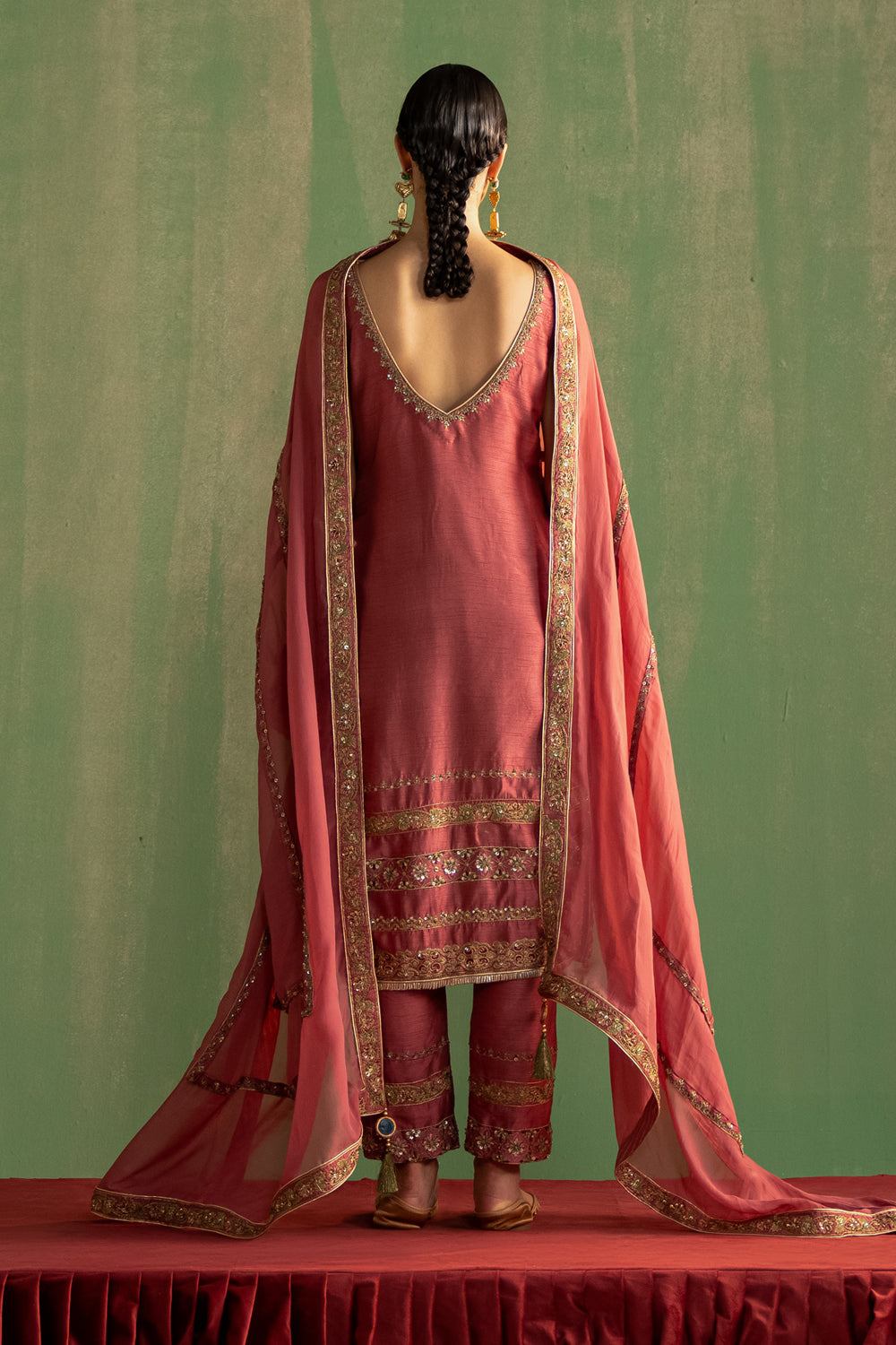 Mauve Hand Embroidered Kurta & Pant Set