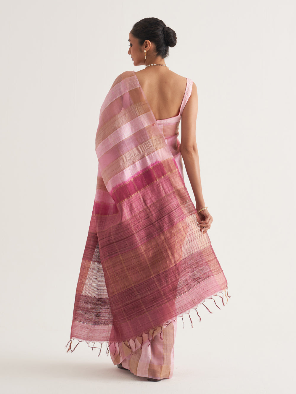 Vertical Pink & Golden Stripes Saree