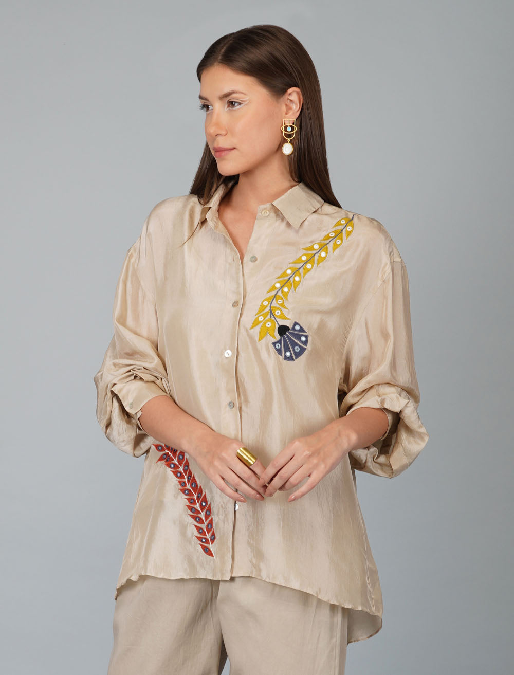 Applique Flower Kora Shirt